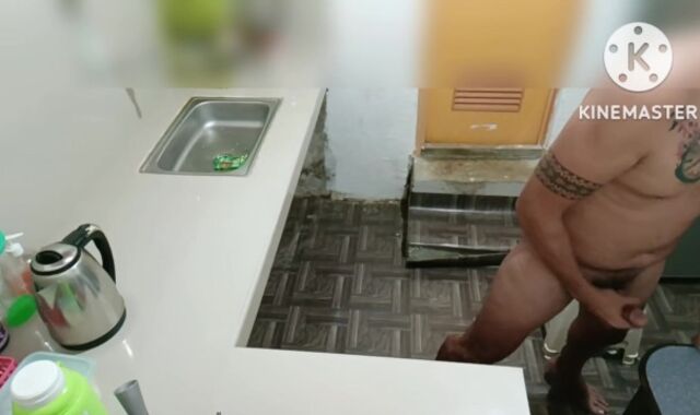 navideohan ko si tito.Ganito pala ginagawa ni TITO tuwing madaling araw, sarap niyang panoorin