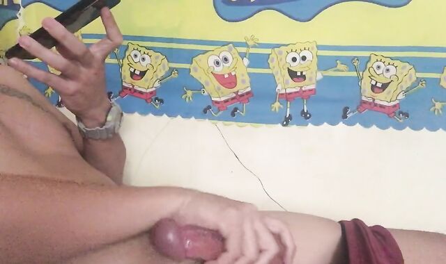 Napajakol habang nanonod ng porn shiit napaungol tuloy ako