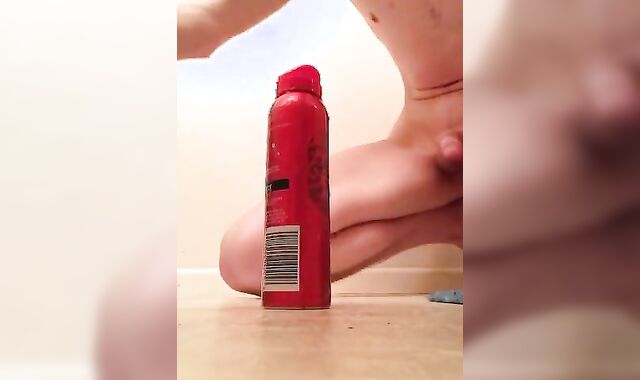 Fat jism stream after riding toy