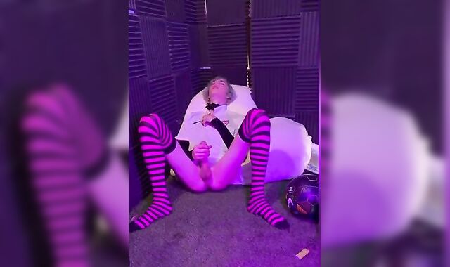 Smoking Bowls and Scoring Goals(Femboy Pops In His Facehole????)