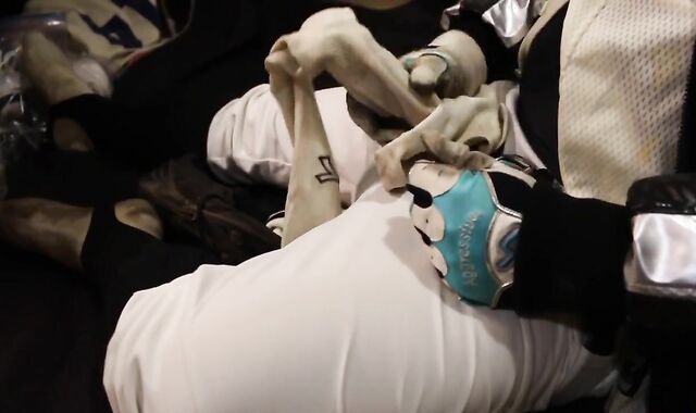 激汚いサカストで噴水射精する野球球児