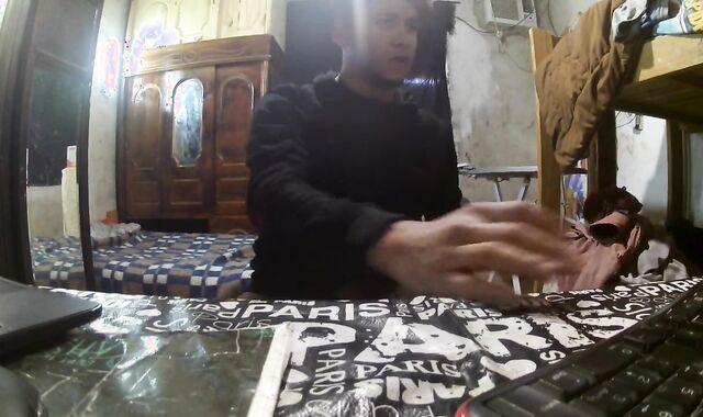 Kai G???? Pendejo Argentino EN WEBCAMS MOSTRANDO TODO