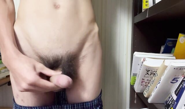 In order to bury the erection, the liquid in the ball-sac is pulled out at once using the liquid cond