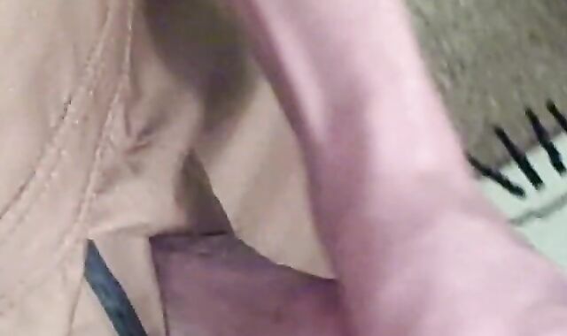 construction fellow faps off XXL flow