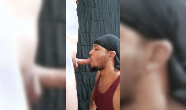 LATIN BOTTOM LECHE (inhaling a bottom off)