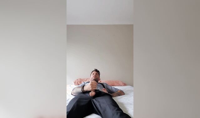 Lunchtime Hotel intercourses, jizz wettened suit