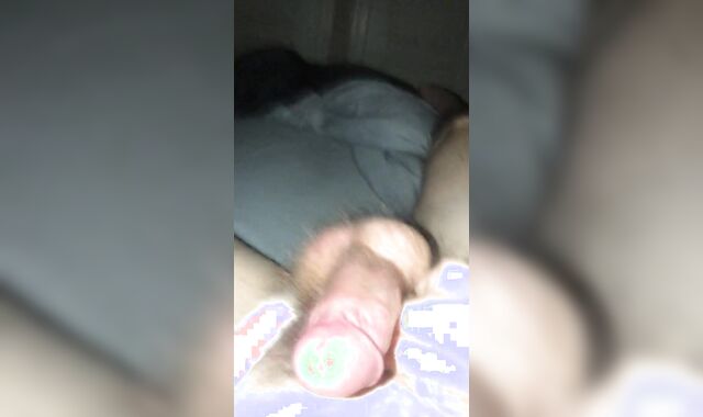 19 year senior college guy Jesse Gold demonstrates off goods and faps off