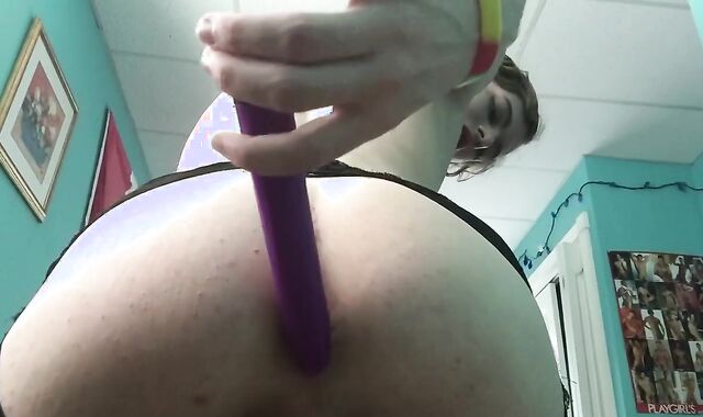 Spectacular Twunk home alone (Plays with himself)