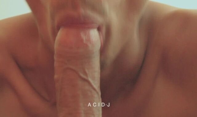 Mi amigo hétero me llena la cara de leche