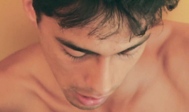 Mi amigo hétero me llena la cara de leche