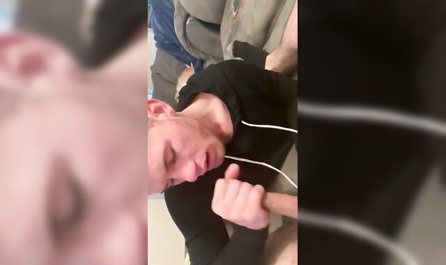 Sucking my Boyfriend Till he Ends Off