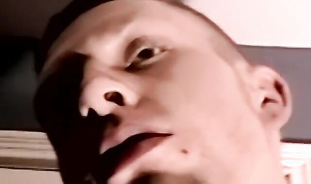 First-Timer dude fapping off and squirting a ginormous load out