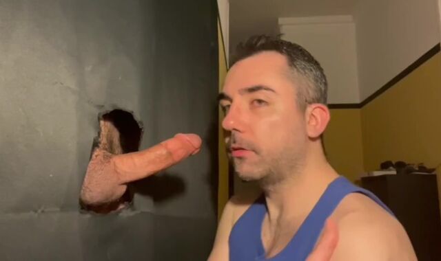 23 yo. Young arab fellow gives me his man rod to blow