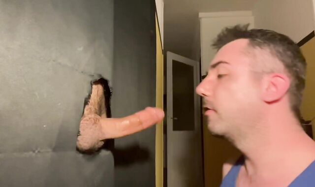 23 yo. Young arab fellow gives me his man rod to blow