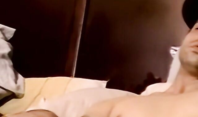 Super uber-cute youthfull jock drains all the way