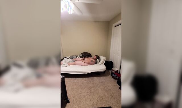 Chubby daddy dumps after a rock-hard day's work!