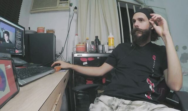 valium plays with his meaty cumbot and wool decorated bum