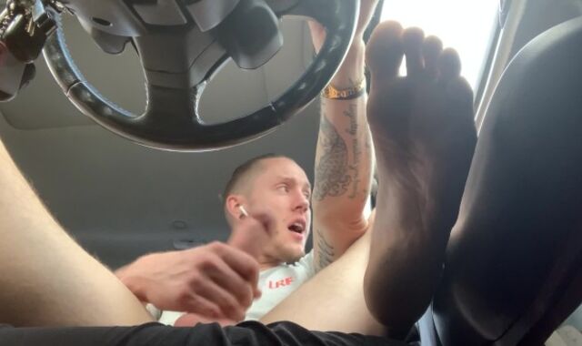 White boy blows a fountain yam-sized in car