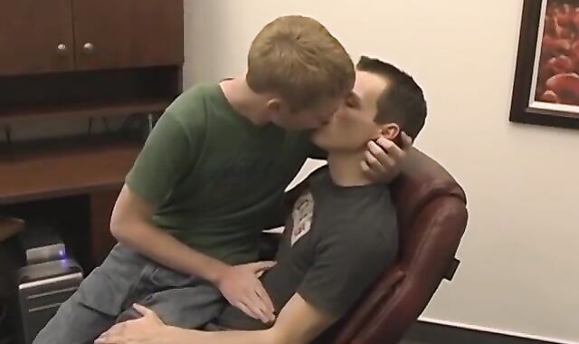 Rear End style lad boning with young fit jock who loves it