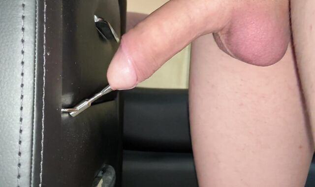 Trying to cum with sounding.