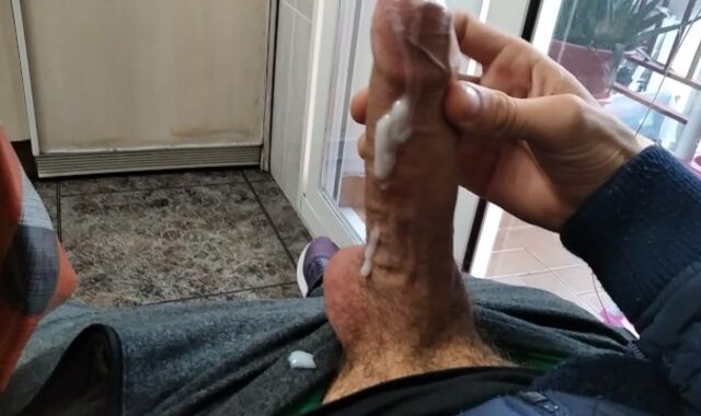 Big Flawless Penis,Pointed Veins,Stroking Off,Yelling And Nutting Observed by neighbors,do you spy me?