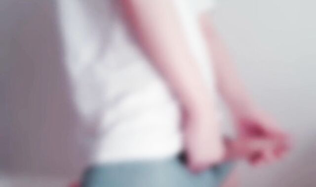 [Automatic masturbation] The white and lean bod of an very first-timer fellow leaks his voice and wanks