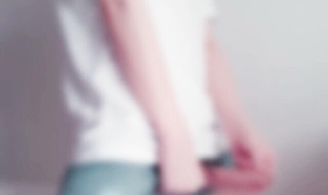 [Automatic masturbation] The white and lean bod of an very first-timer fellow leaks his voice and wanks