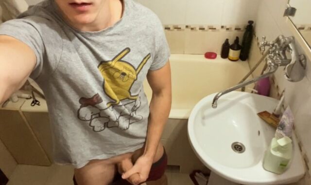 Youthfull Guy Jerks Off a Dick in His Neighbor's Rest Apartment AHAH