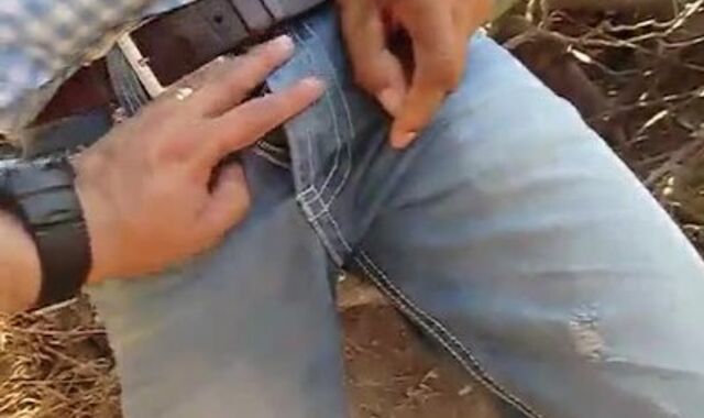 Rancherito straight sabroso se la deja mamar por dinero