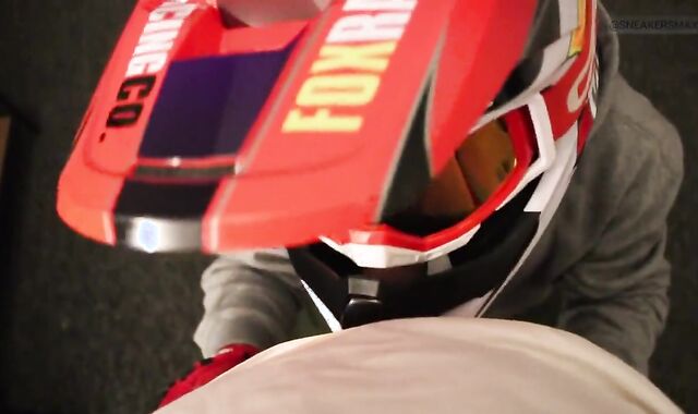 Gearhead in mxhelmet deep blowing sausage