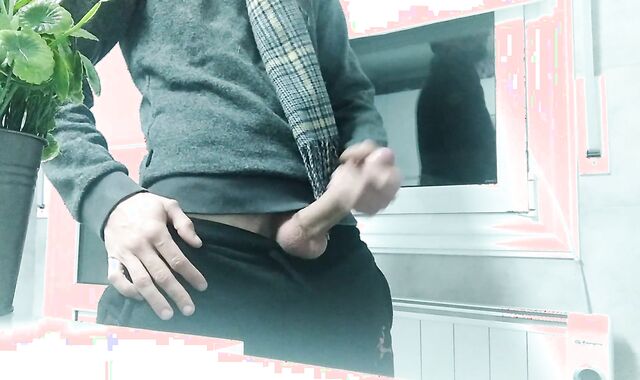 Thick Fuck-Stick Guy With His Scarf, He Is Cold And He Masturbates Off And Finishes Off To Get Super-Fucking-Hot