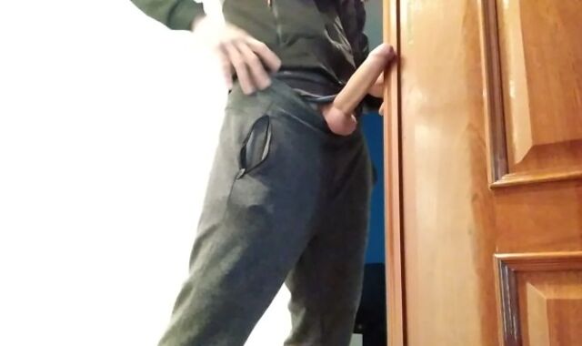 Hand Job From Supah Sizzling Fledgling Dude With Ample Hard-On, Shoots At The Door