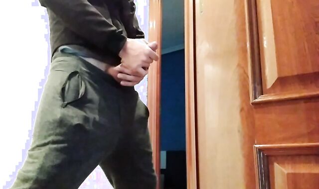 Hand Job From Supah Sizzling Fledgling Dude With Ample Hard-On, Shoots At The Door