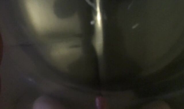 Ripping Up this balloon and nutting mulitple times in it