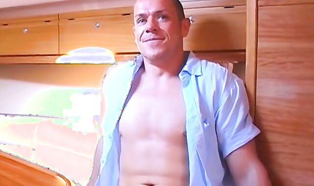 Interviewed British jock Zac jacks and ejaculates on camera