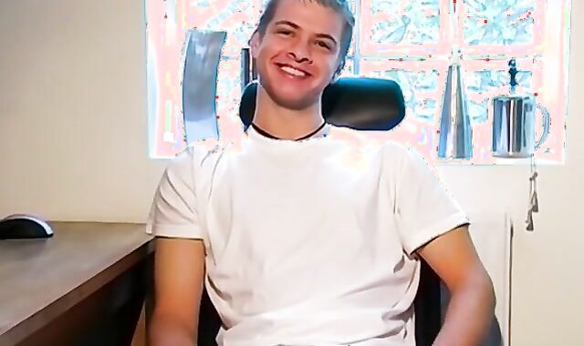 Supah-Adorable blonde twink Mark R blows a load after masturbating off for dialogue