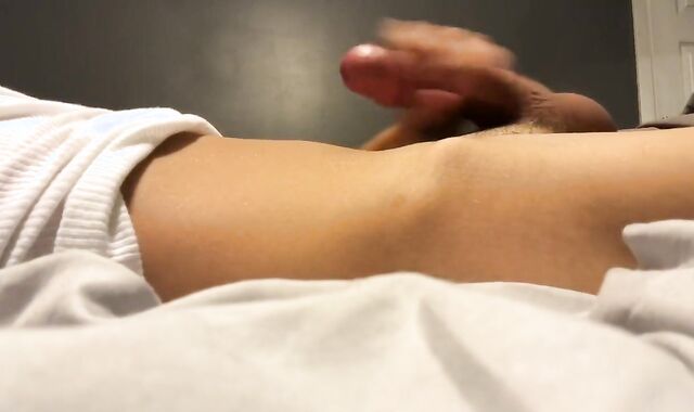 Teenie man masturbates off after school and finishes with spunk geyser