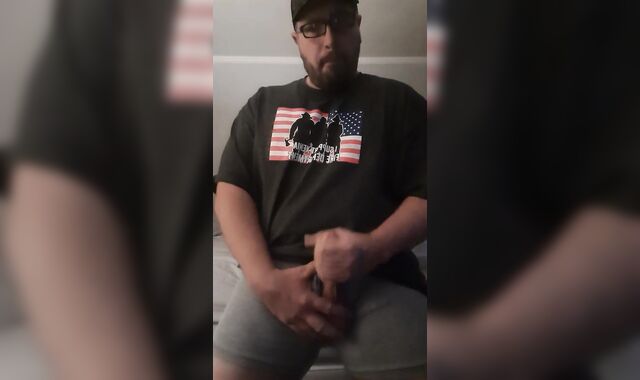 One last jizz before sofa