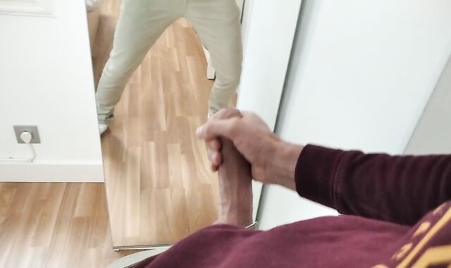 First-Timer Fellow Jacking Ginormous Beef Whistle Very Hard and Venous Before Encounter at Work