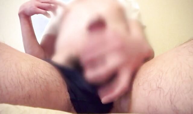 Japanese fellow who cramps and blows a load while screaming [# 77]