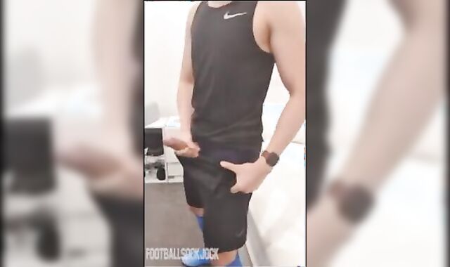 Football jock blows blast homosexual-for-pay after game