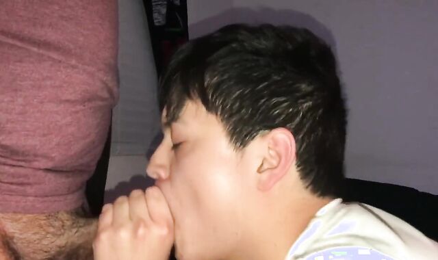 Throating straight friend during video @heismathewn