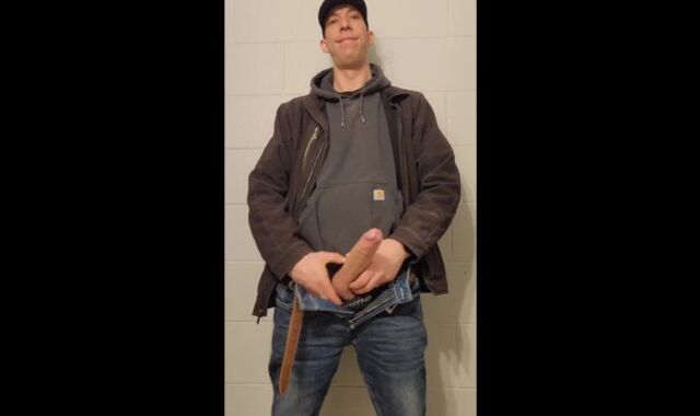 Johnholmesjunior in after work solo jerk off show with massive spunk fountain