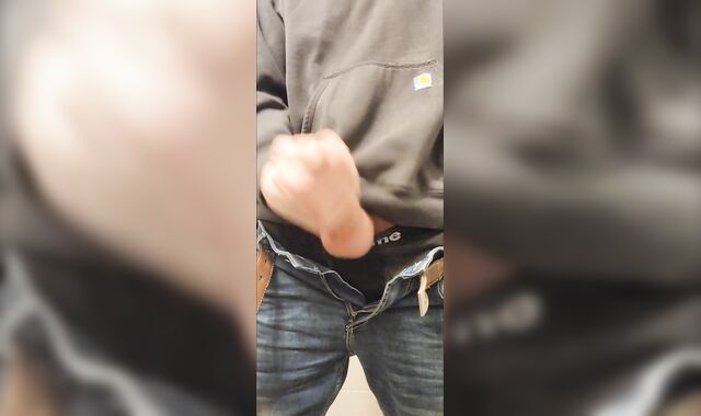 Johnholmesjunior in after work solo jerk off show with massive spunk fountain