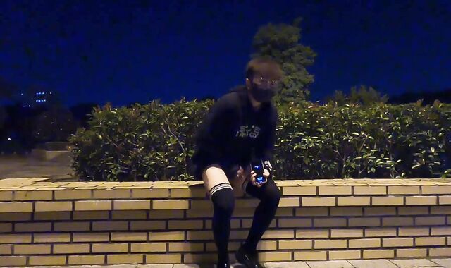 Dude in stockings masturbate in the park, boinked by a passing runner (Part 1)