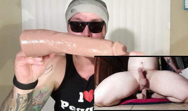 Hunky handyman Riding Mr. Hankeys Fap hunter while reviewing!