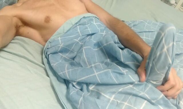 This Big Jizz-Shotgun Woke Up So Ultra-Kinky That He Ravaged The Mattress And Squirted His Cum