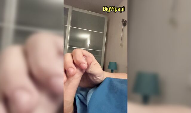 Huge white dude-meat quickie before bed loud wailing