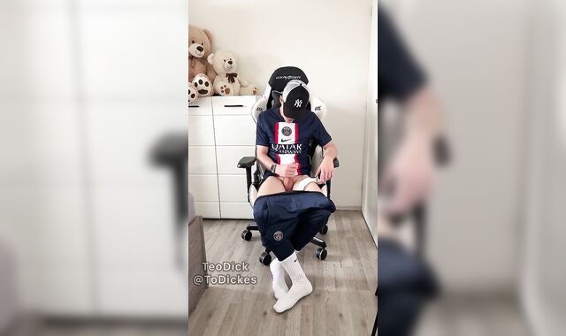 Twunk fellow jism in sportswear