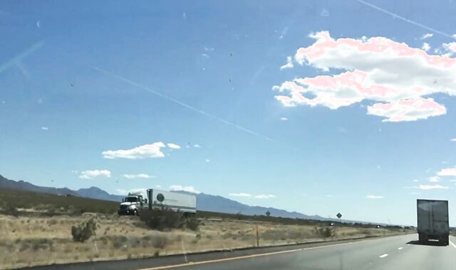 American Roadtrip - Jerk, Deep-Gullet and jizz while driving in truck